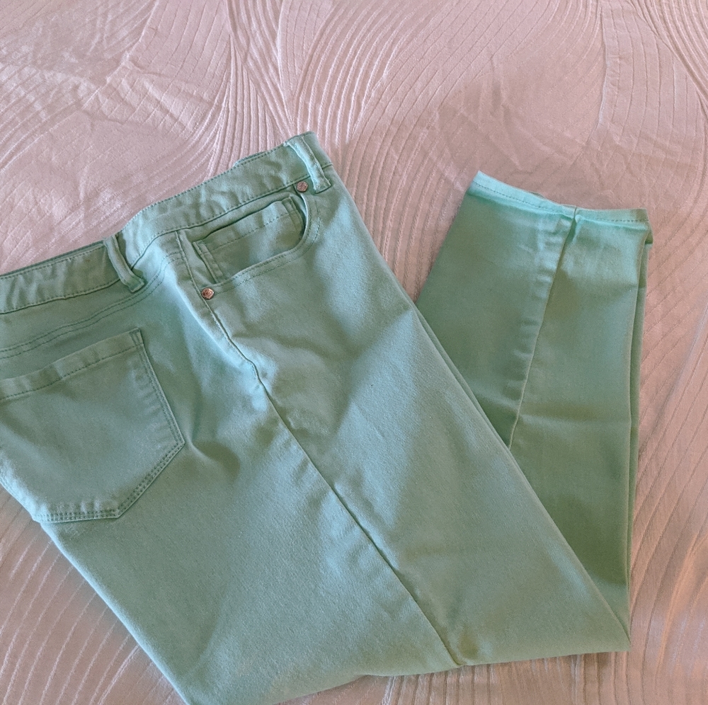 Stretchy Capris